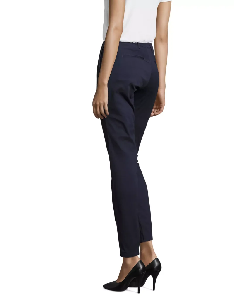 02918 - Pantalone colorato satinato 228 donna - 98% cotone 2% elastan - 2 tasche anteriori e posteriori - Tg. IT da 40 a 50 Tg.36-46 - Image 3